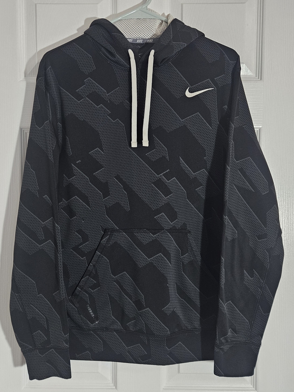 Nike Mens Medium Pullover Black Camo Therma-Fit Hoodie Kangaroo Pockets